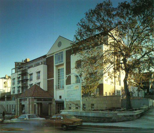 The Bank's centre nearing completion at Kirribilli, Sydney.